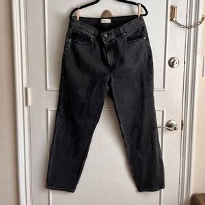 Abercrombie & Fitch Black Mom High-Rise Jeans